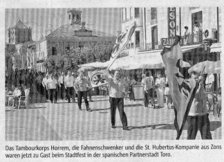 Fahnenschwenker in Toro